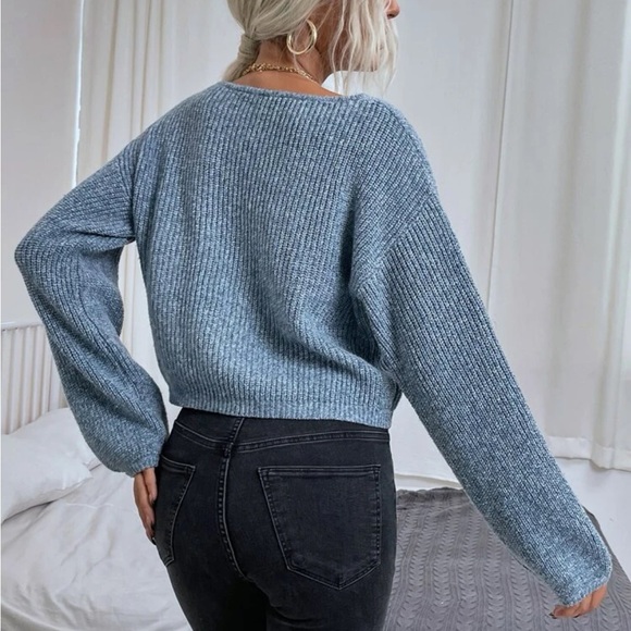 Sweater - Picture 2 of 3